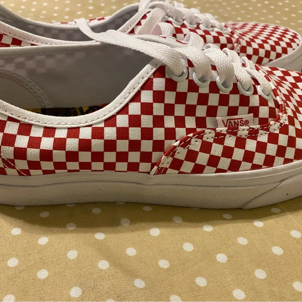 Vans Red and White Canvas Sneakers Iconic Checkerboard Design - Picture 4 of 8